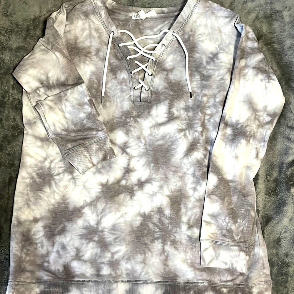 Never worn long sleeve tie dye sweatshirt